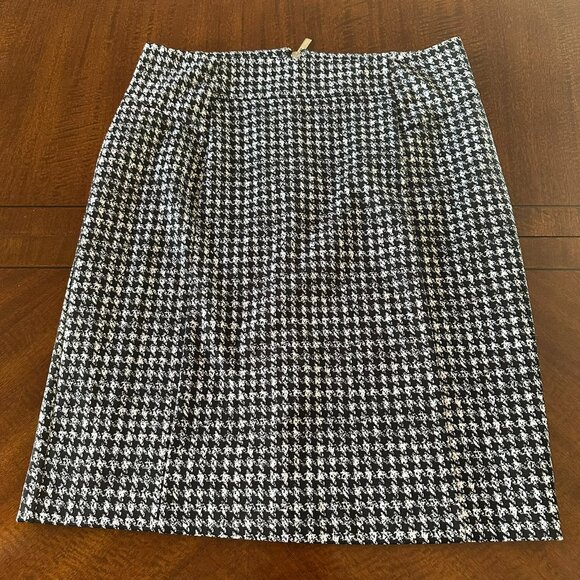 Michael Michael Kors Herringbone Pencil Skirt Size 6 Black White Back Zip - Picture 1 of 4